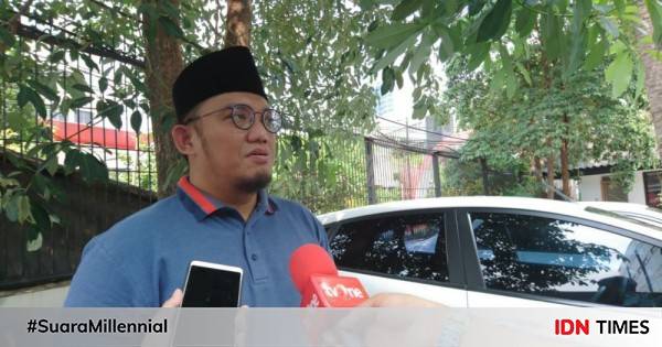 Dahnil Anzar Isi Ceramah Di Acara Tabligh Akbar Masjid Raya Belawan