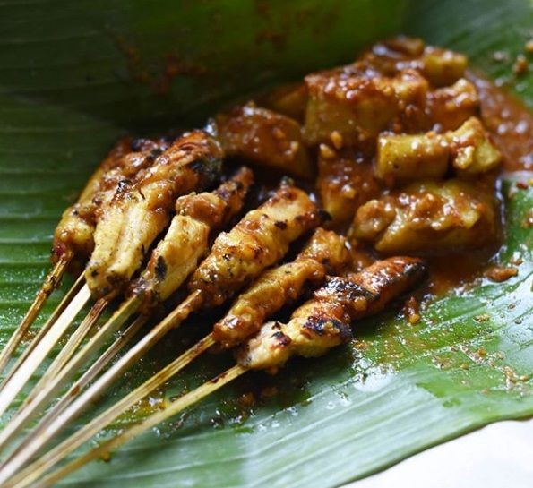 Ini 7 Kuliner Legendaris yang Nikmat dan Masih Eksis di Bandung