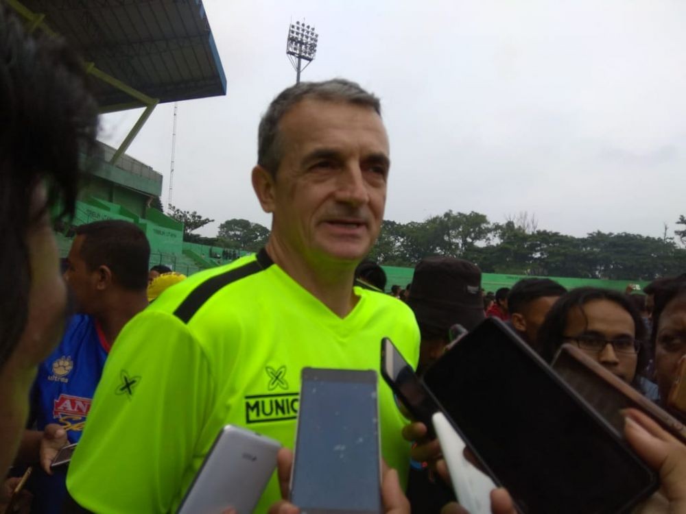 Milo Mainkan Skuad Terbaik Saat Arema FC Kontra Persita Tangerang