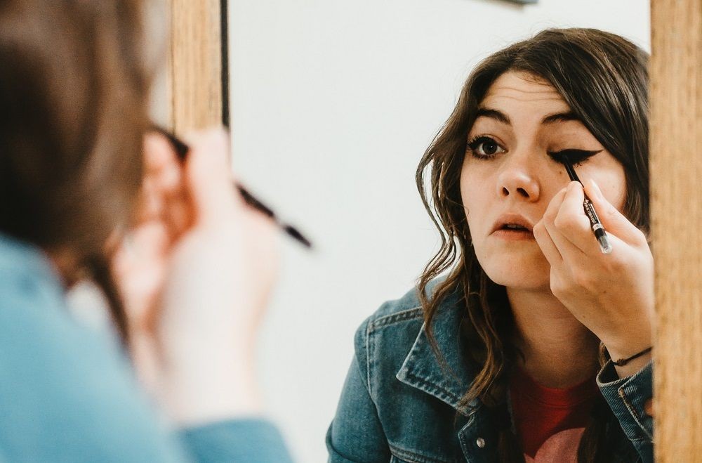 8 Urutan Pakai Makeup yang Sering Dilanggar, Sudah Tahu?