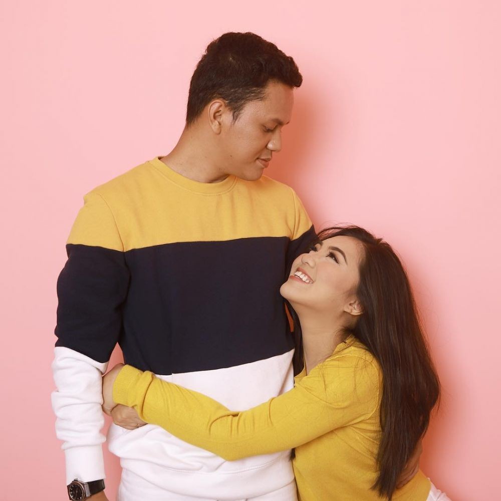 85 Gambar Romantis Pasangan Kristen HD Terbaru
