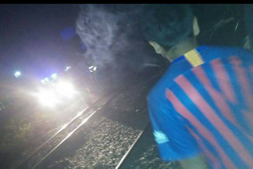 Seorang Pria Asal Lamongan Tewas Tertabrak Kereta di Bojonegoro