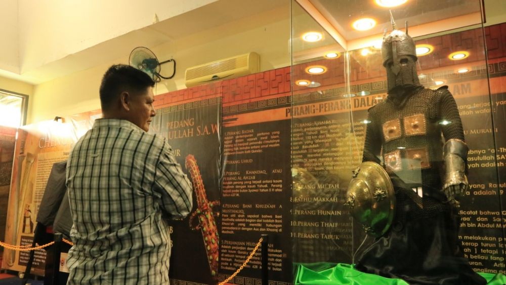 FOTO: Pameran Artefak Rasulullah Pertama di Indonesia
