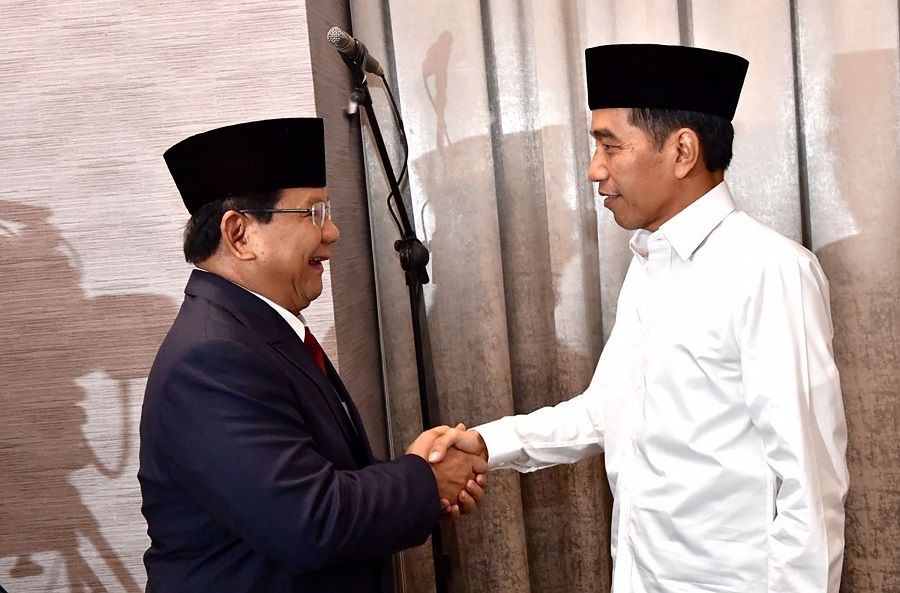 Nobar Ceria, Cara Timses Jokowi di Jatim Nikmati Debat Pilpres