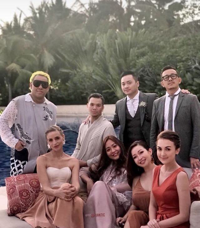 10 Foto Artis Saat Hadiri Nikahan Edric, Geng Extravaganza Hadir, Lho!