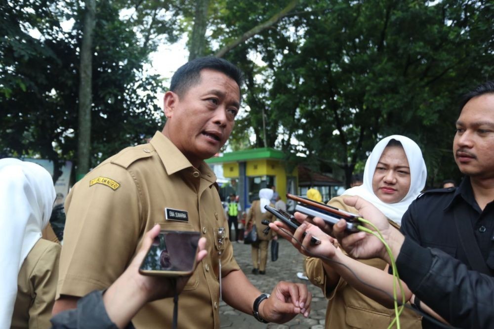Usir PKL Ilegal, Sekda Pemkot Bandung Mencak-mencak!