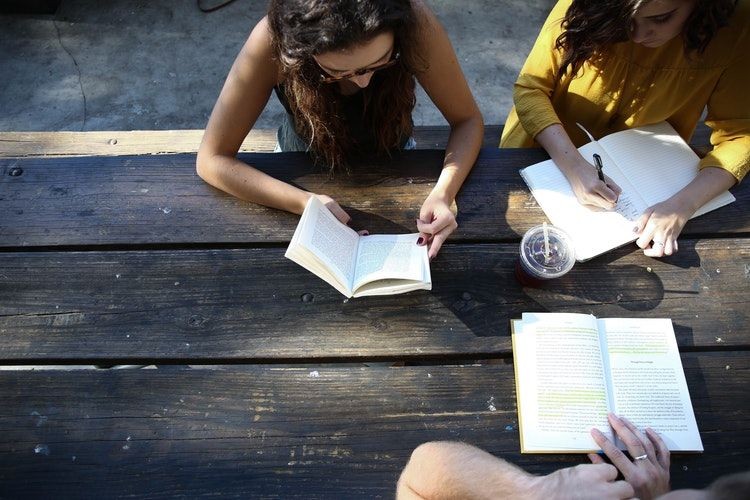 6 Mindset Tingkatkan IPK Meski Kamu Merasa Gak Pintar di Kampus