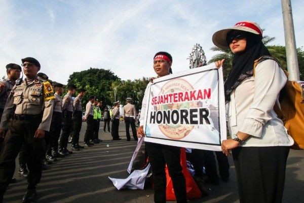 Tak Dapat THR, Tenaga Honorer di Pemprov Banten Pasrah  