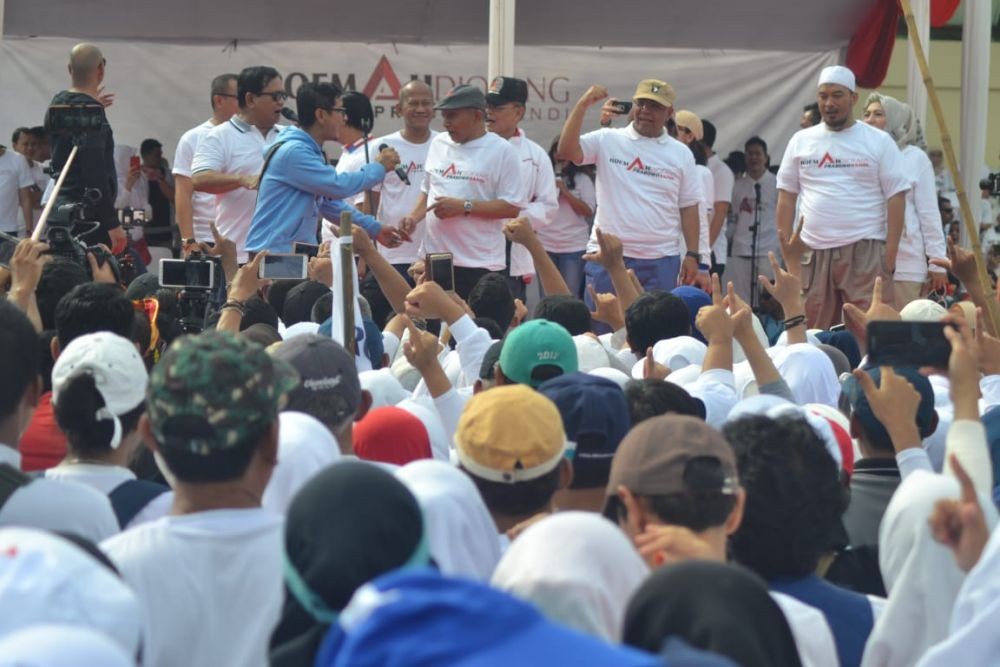 Momen Titiek Soeharto Ajak Prabowo Berswafoto, Pendukung: Cieee...