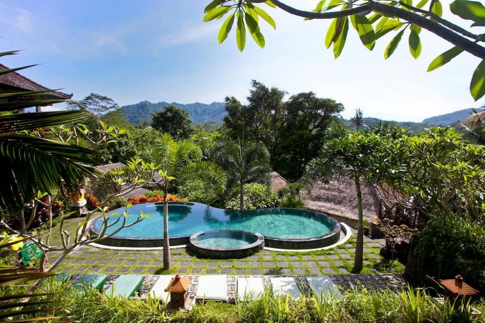 6 Villa di Bali dengan Pemandangan Gunung Agung, Bikin Gak ...