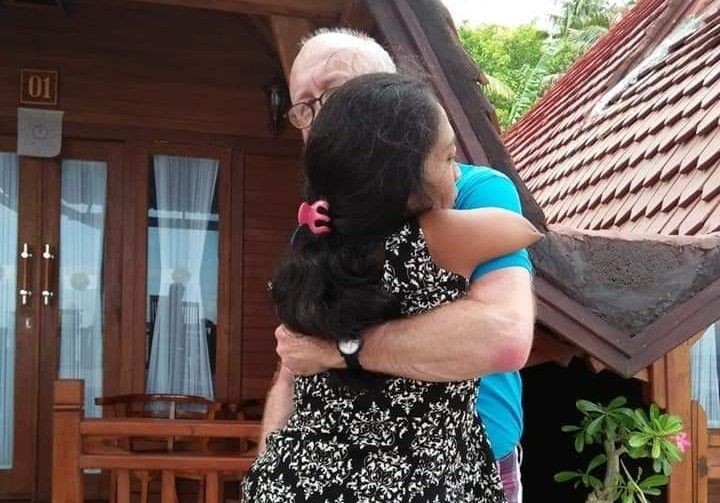 Pria Jerman ini Akhirnya Menikahi Perempuan Disabilitas Asal Bali