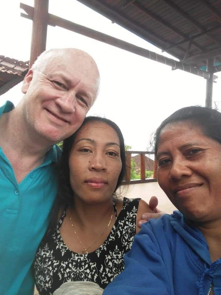 Pria Jerman ini Akhirnya Menikahi Perempuan Disabilitas Asal Bali