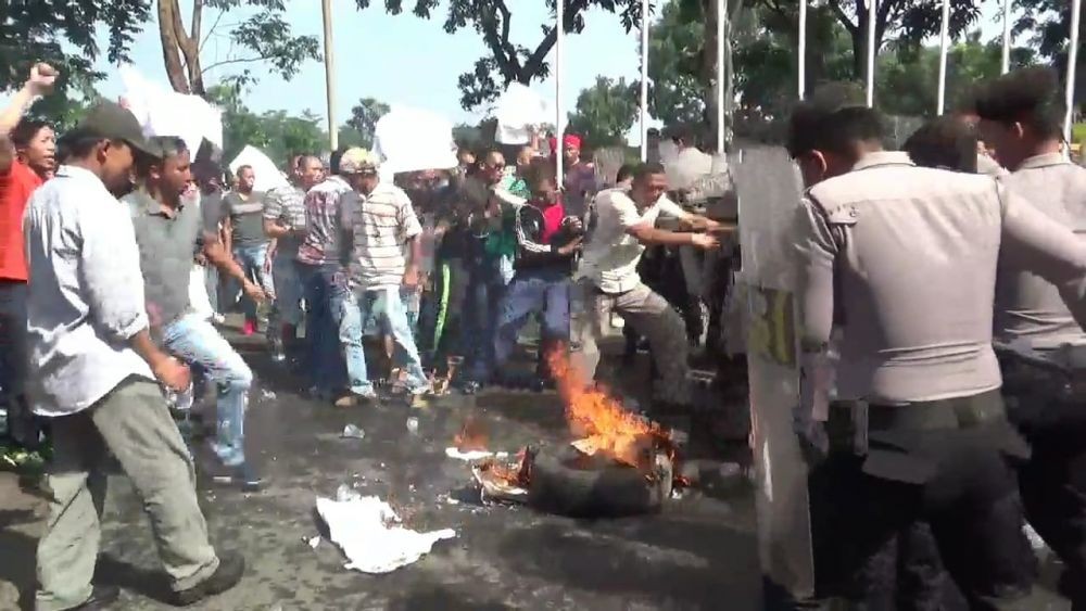 Polisi Terbakar di Cianjur, Bagaimana Aturan Unjuk Rasa di Indonesia?