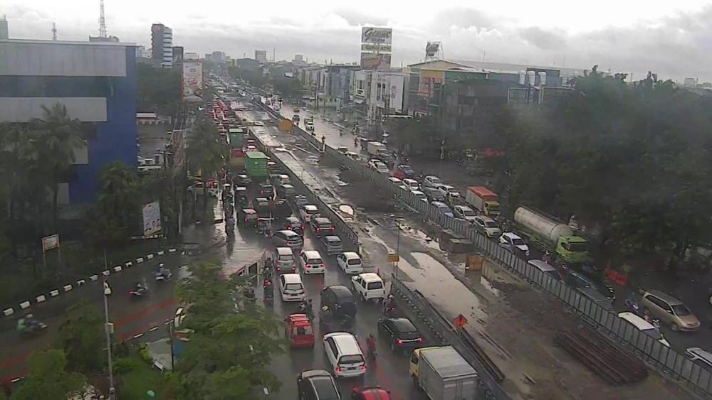 Volume Kendaraan di Jalanan Kota Makassar Turun Hingga 80 Persen
