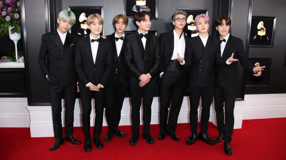 Wakili KPop, 10 Potret Keseruan BTS di Red Carpet Grammy Awards 2019