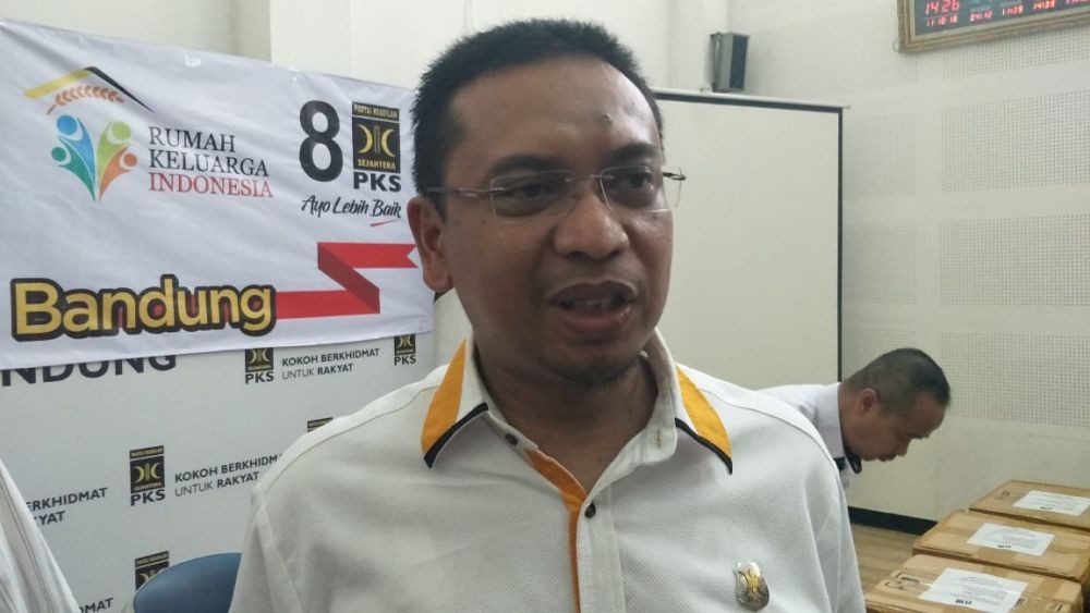 Setelah Wali Kota, Kini Giliran Ketua DPRD Bandung Positif Corona