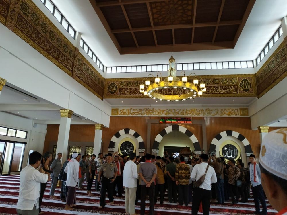 Resmikan Masjid Polda, Kapolri Harap Anggotanya Punya Spiritual Kuat