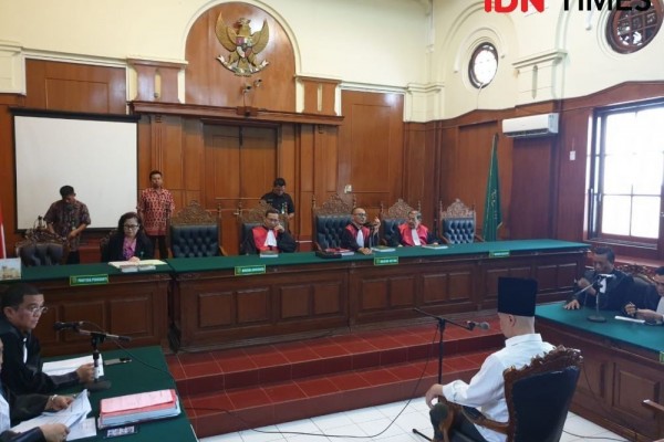 Ahmad Dhani Baca Surat An-Nisa Depan Majelis Hakim, Apa Isinya?
