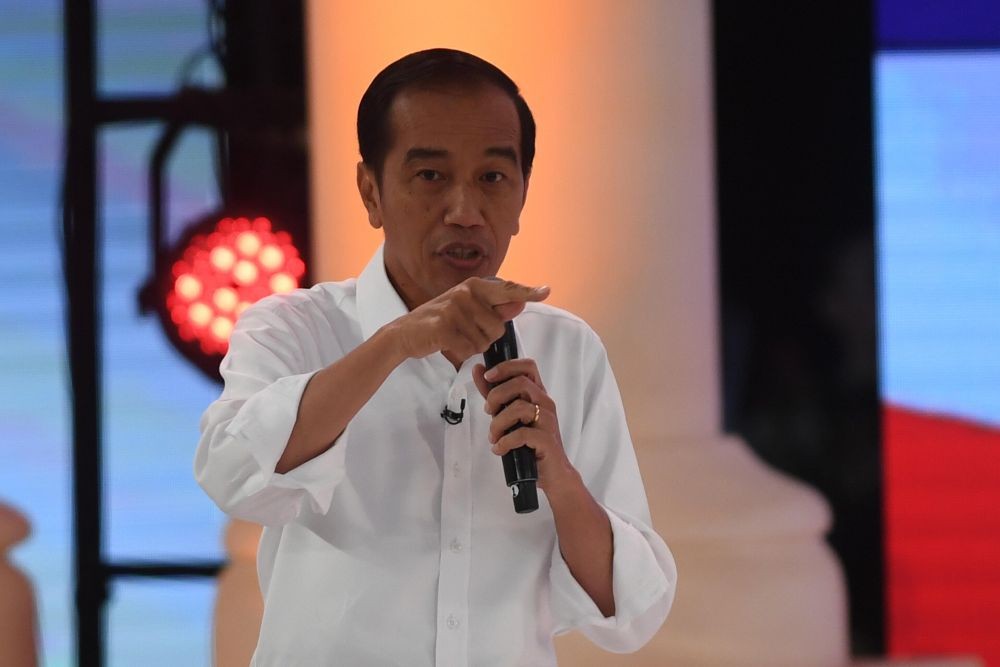 Jokowi Singgung Lahan Milik Prabowo, Erick Thohir Minta Maaf