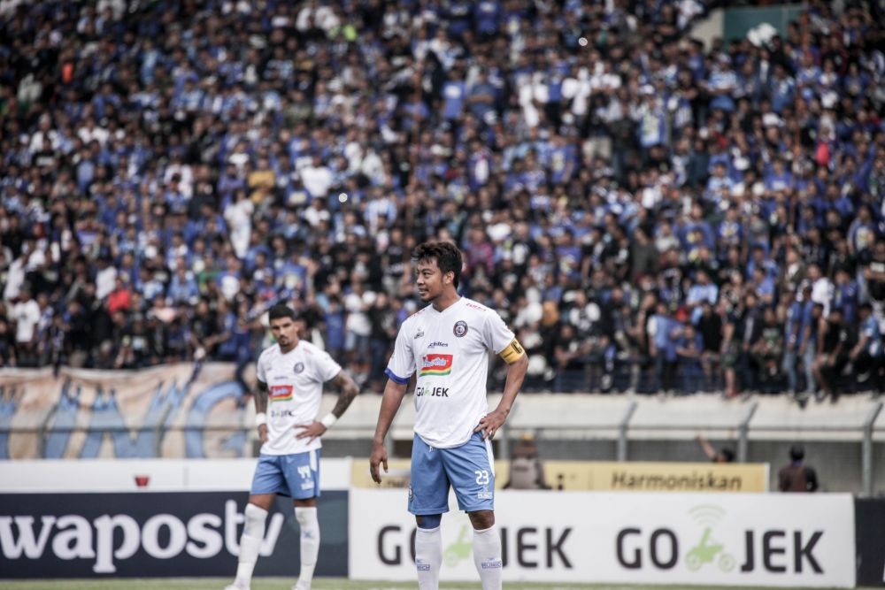 Arema FC Menang Dramatis atas Barito, Hamka Hamzah Jadi 'Tumbal'
