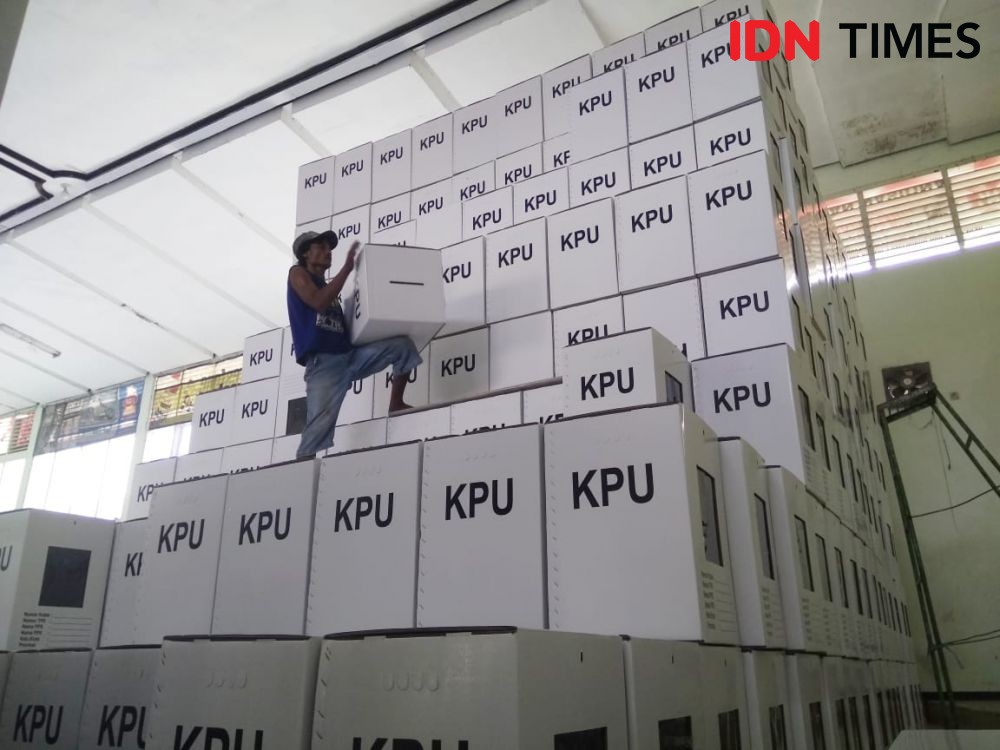 KPU Kabupaten Madiun Temukan Satu Kotak Suara Pemilu Rusak