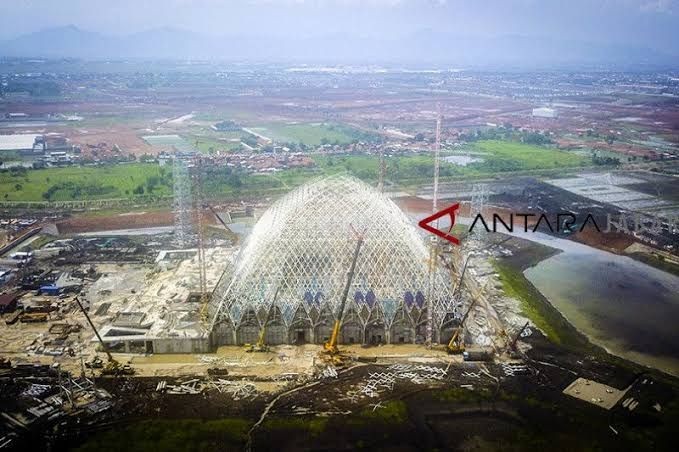 Ridwan Kamil Bakal Batasi Kunjungan Masyarakat ke Masjid Al Jabbar