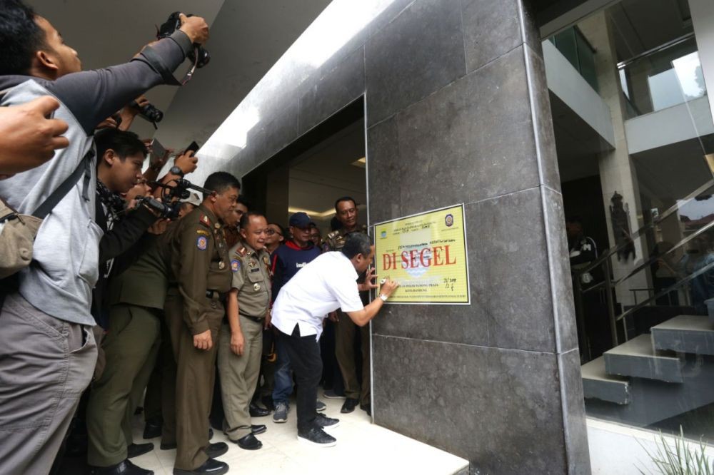 Hotel Bintang 4 di Bandung Disegel Pemerintah karena Langgar Izin