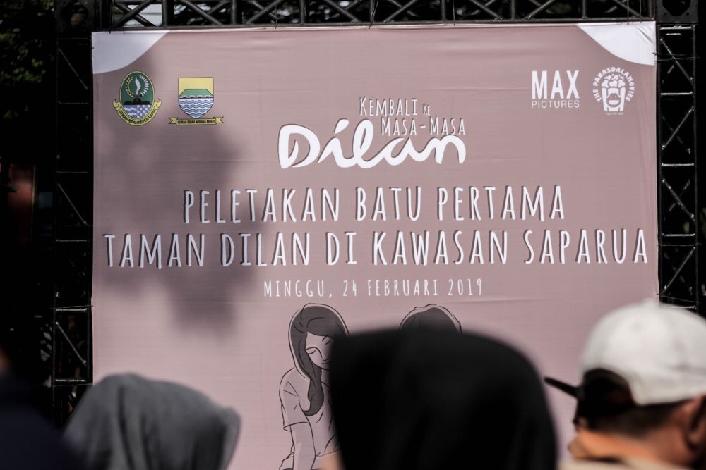 Lawan Hoax, Ridwan Kamil Resmikan Taman Dilan