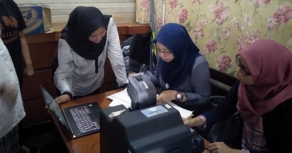 Warga Makassar Terancam Tak Kebagian KTP-el, Ini Penyebabnya  