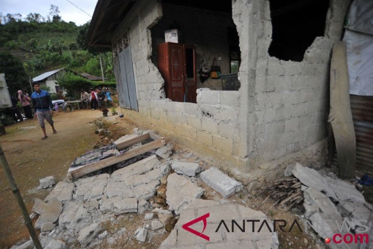 Solok Diguncang Gempa, 48 Orang Luka dan 343 Rumah Rusak