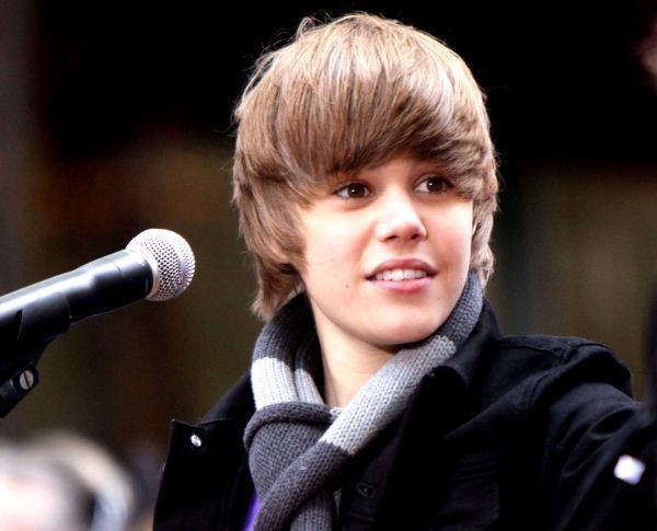 Ulang Tahun ke-25, Ini 10 Foto Transformasi Justin Bieber dari Balita