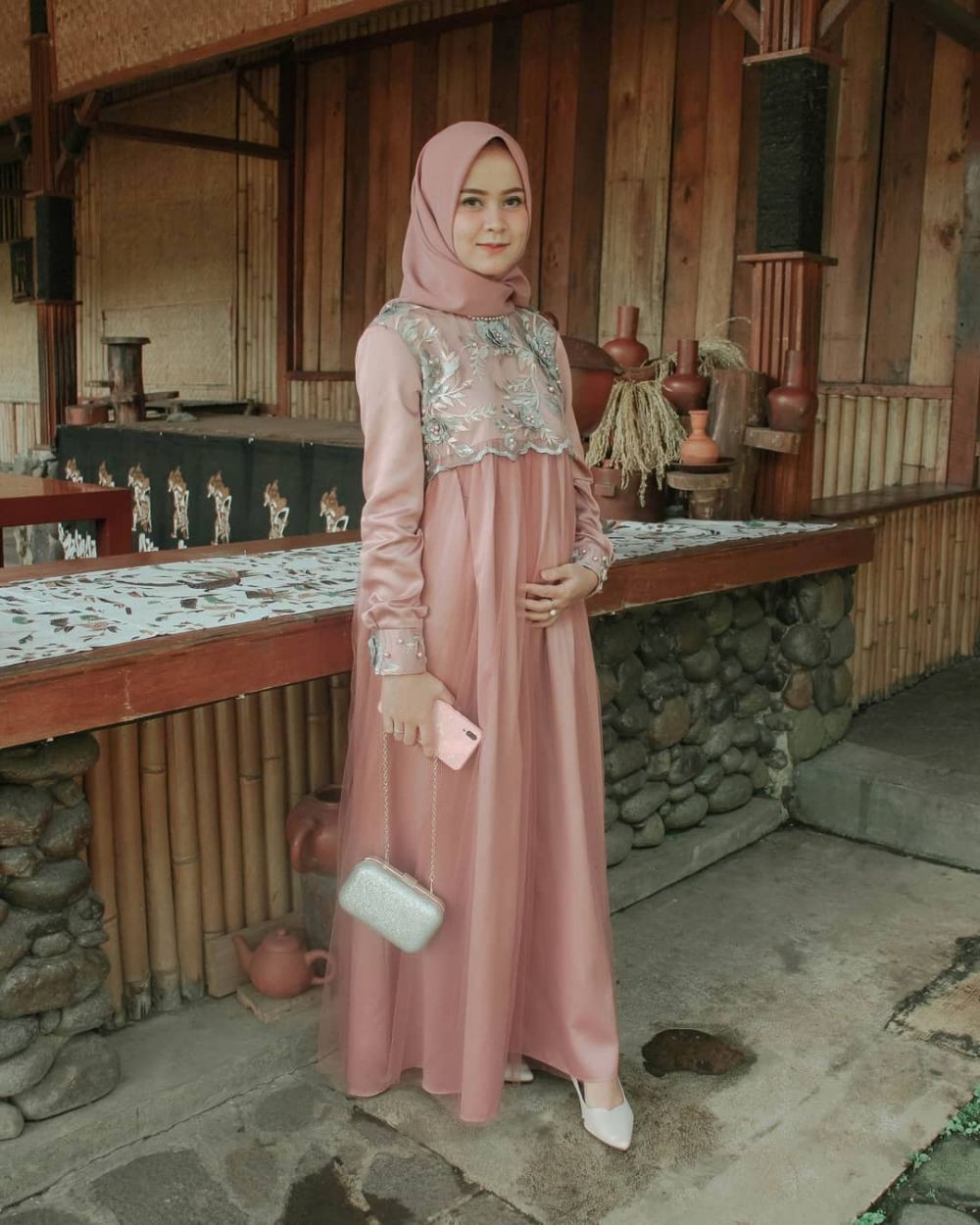 30+ Ide Keren Model Baju Ibu Hamil Muslimah Modern