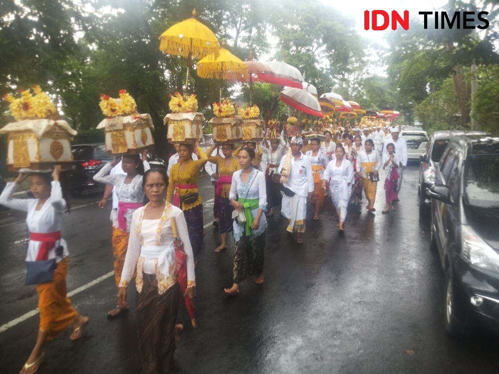 Belajar dari Viral Pernikahan Perempuan di Bali, Ini Aturan Nyentana