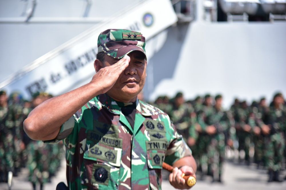 600 Prajurit Angkatan Darat Dilepas Menuju Papua