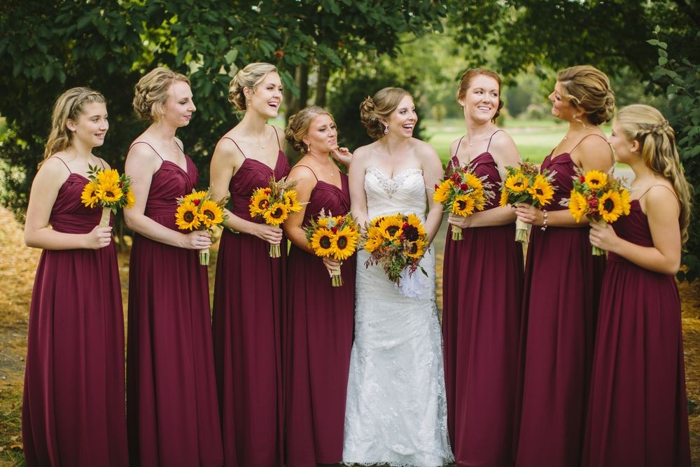 Gak Melulu Mawar, Inilah 8 Makna Jenis Bunga di Hari Pernikahan