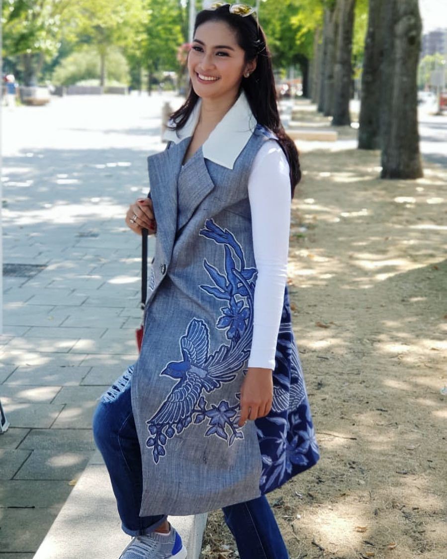 Model Gamis Batik Anak Perempuan Terbaru 2019