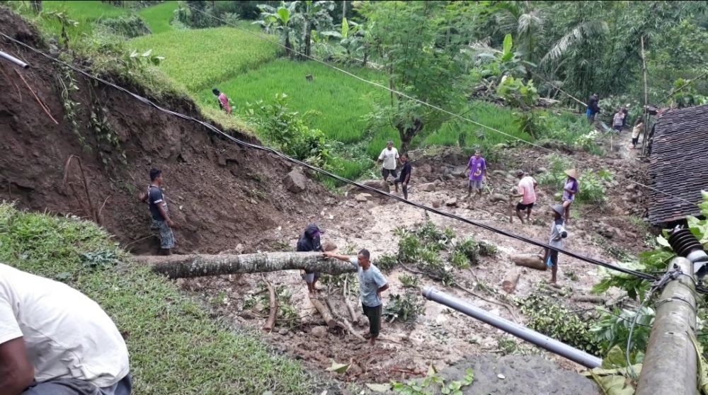 Musim Hujan, Ribuan Desa di Jateng Terdeteksi Rawan Longsor