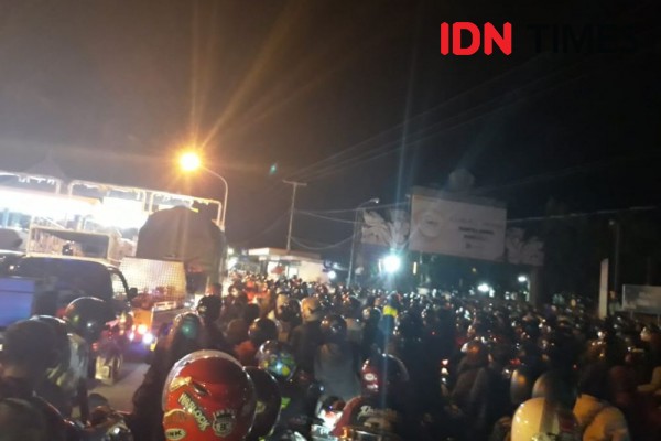 Wow! 17 Ribuan Orang Menyeberang ke Bali saat Malam Tahun Baru