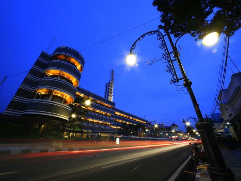 Wisata Sejarah, Jalan dari Titik Nol Km hingga Balaikota Bandung