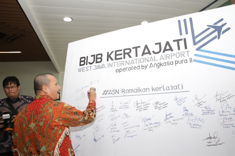 Kembangkan e-Commerce, Pemprov Jabar akan Jadikan BIJB Bandara Kargo