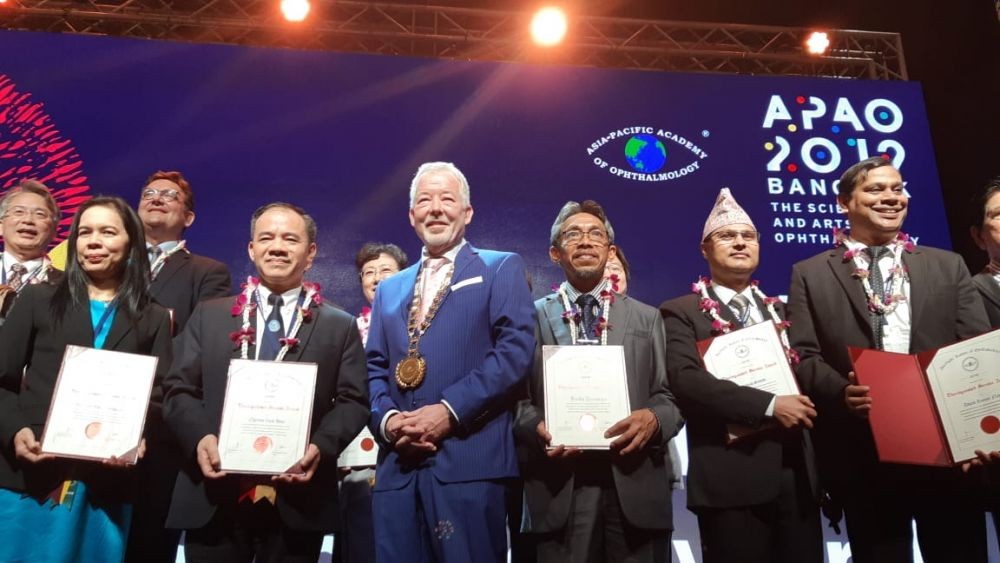 Dosen Unhas Raih Penghargaan Ahli Mata Tingkat Asia Pasifik