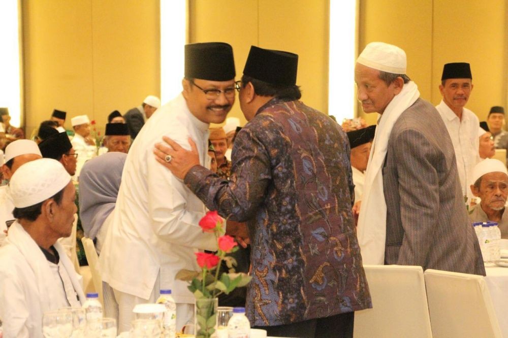 Soekarwo dan Gus Ipul Hadiri Deklarasi Dukungan Ulama untuk Jokowi