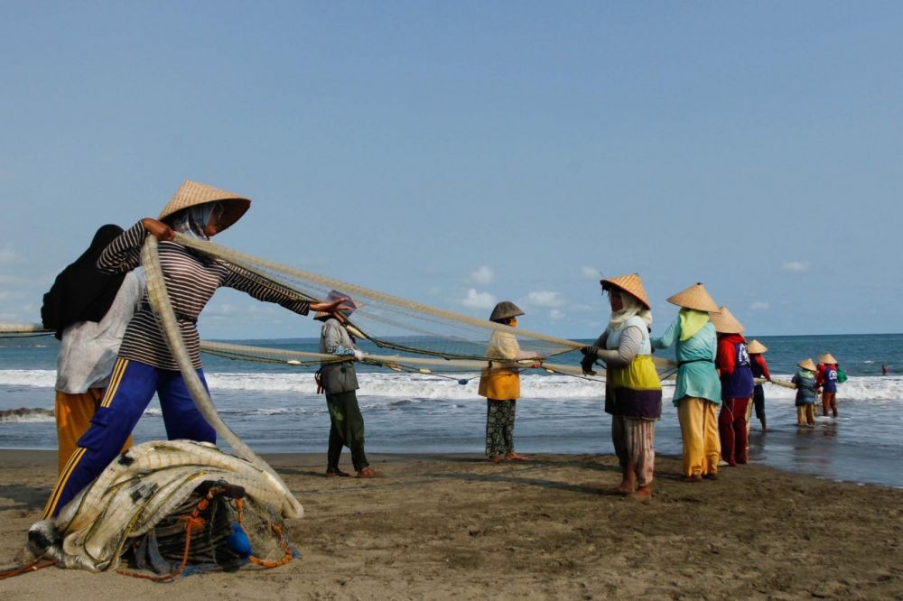 Pantai Pangandaran Harga Tiket Rute Tipsnya