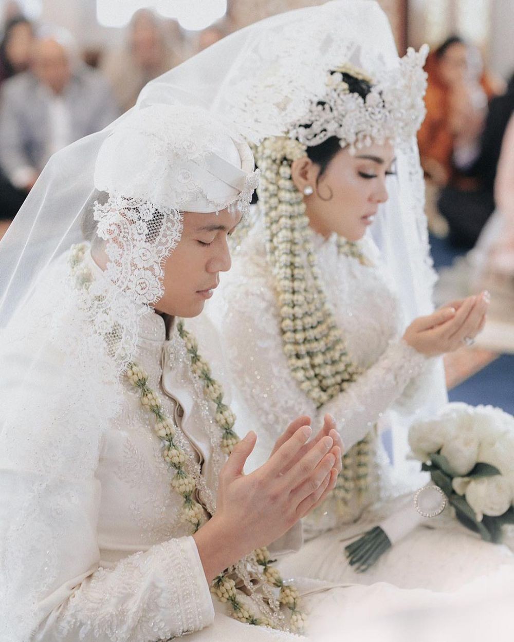 13 Momen Mesra Syahrini Reino Dari Pre Wedding Hingga Akad Nikah