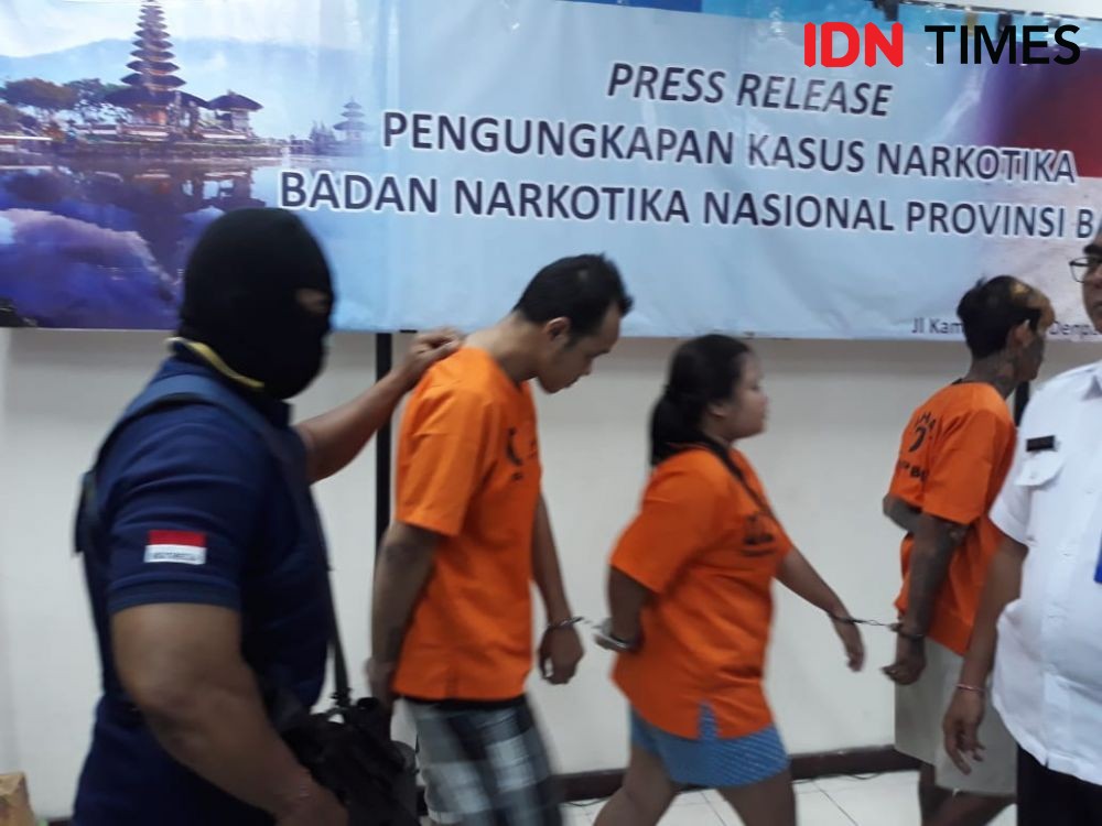 Bawa 1 Kg Sabu, Dua Pengedar dari Medan Diciduk di Bandara Ngurah Rai