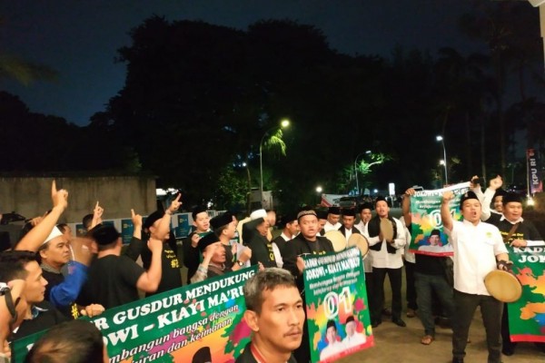 Kader Gus Dur Gaungkan Mars NU di Sela Debat Pilpres 2019