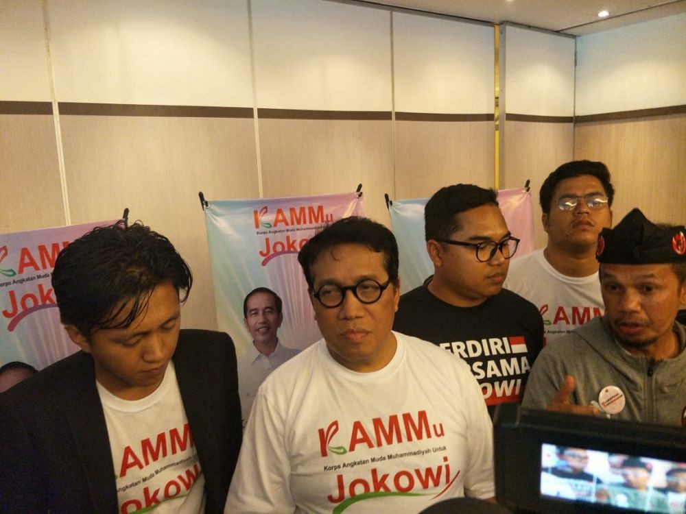2.000 Millenial Muhammadiyah Deklarasi Dukung Jokowi-Ma'ruf di Bandung