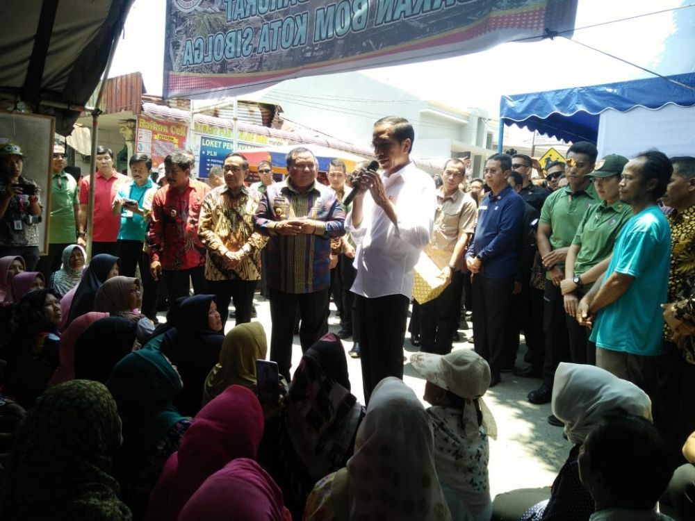 Jokowi Beri Bantuan Rp 1,4 M untuk Korban Bom Sibolga