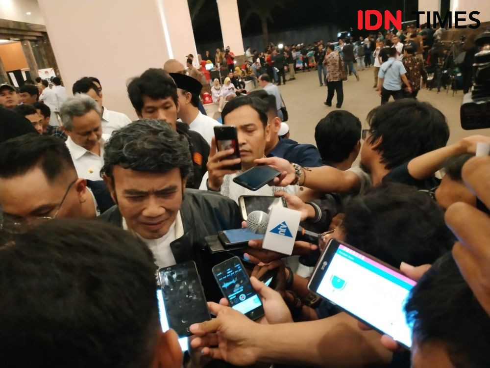 10 Artis Indonesia pernah Dikabarkan Meninggal Dunia, Hoaks!