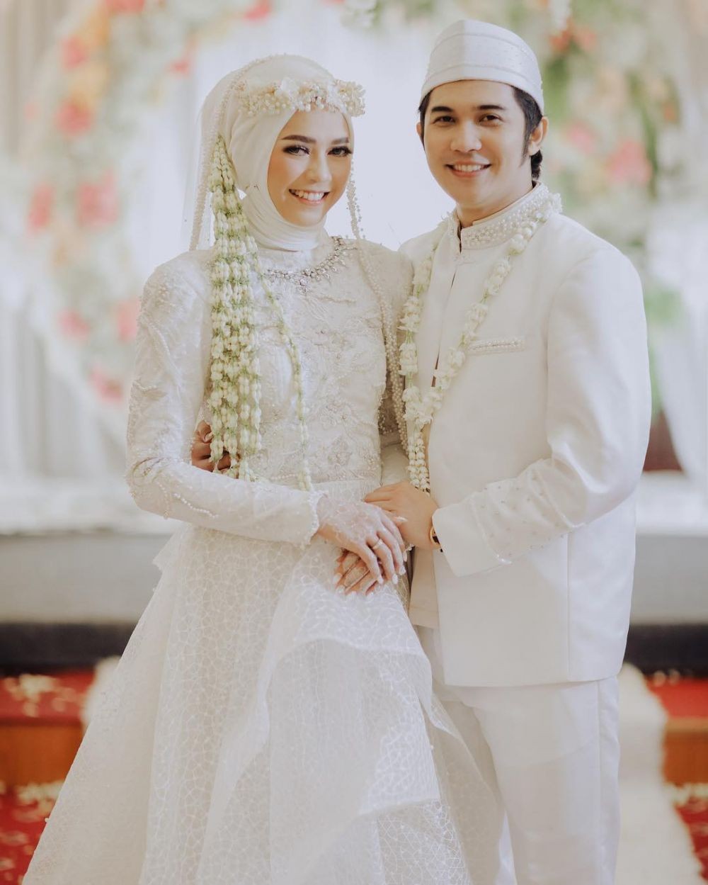 Sah, 10 Momen Sakral Akad Nikah Selebgram Alfy Saga & Fatma